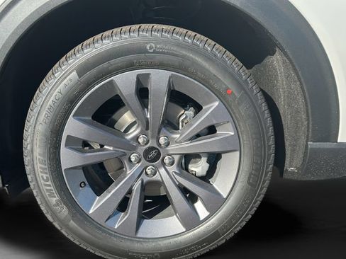 New 2026 Ford Explorer Active w/ Active Comfort Package AWD/4WD image 30