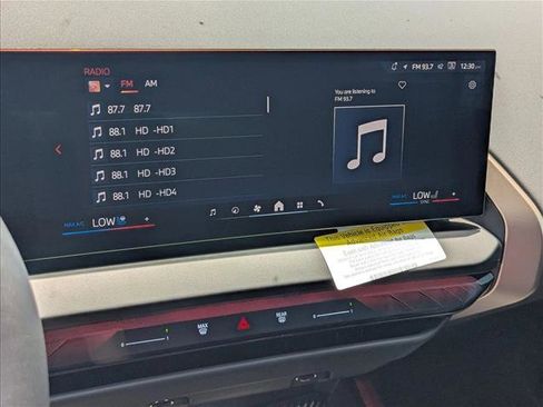 Used 2025 BMW X3 xDrive30i w/ Convenience Package image 11