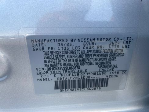 Used 2025 Nissan Versa SV FWD image 27