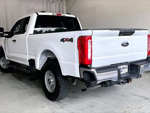 Used 2024 Ford F250 XL w/ XL Off-Road Package AWD/4WD image 5