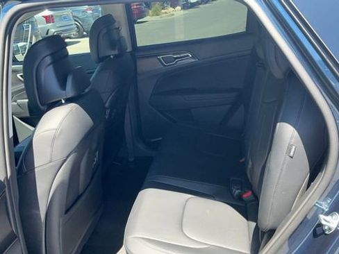 Certified 2025 Kia Sportage EX AWD/4WD image 20