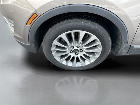 Used 2018 Lincoln MKC Reserve image 10