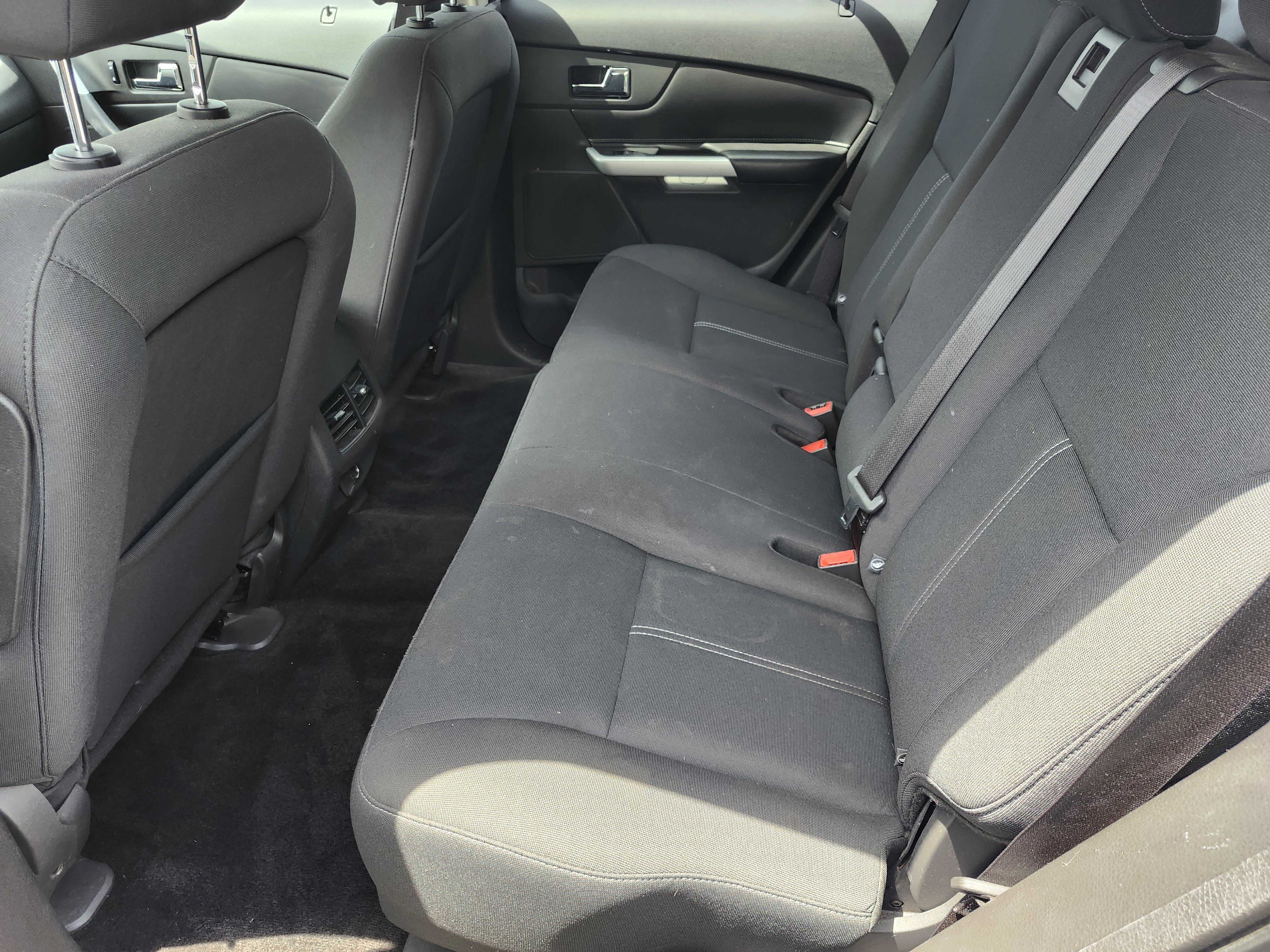 Used 2012 Ford Edge SE FWD image 5
