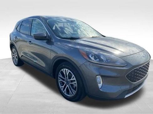 Used 2022 Ford Escape SEL image 4