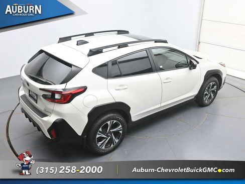 Used 2024 Subaru Crosstrek 2.0i Premium AWD/4WD image 33