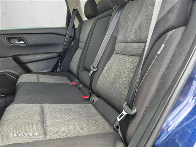 Used 2024 Nissan Rogue SV AWD/4WD image 18