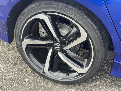 Used 2022 Honda Accord Sport image 5