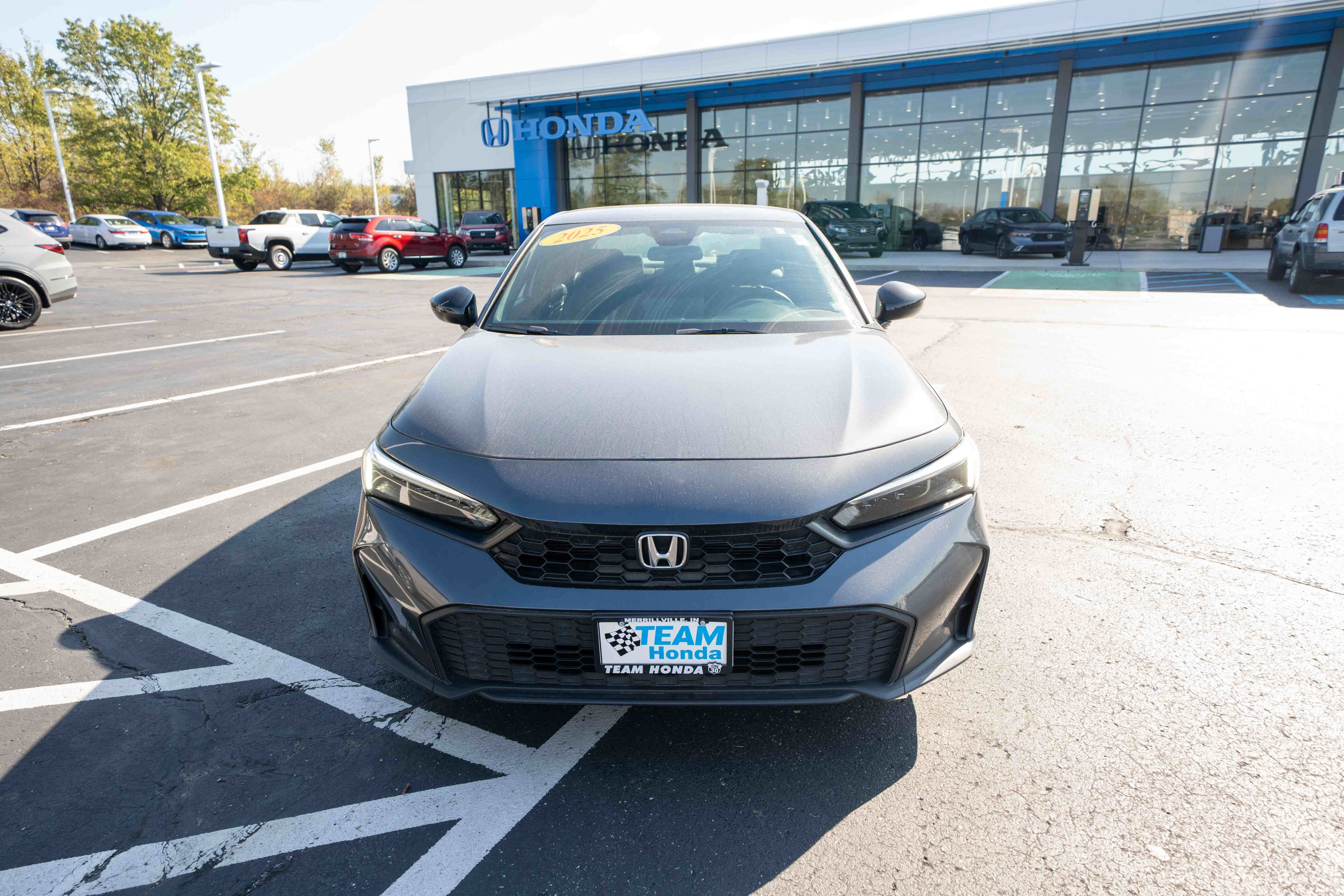 Used 2025 Honda Civic Sport image 2