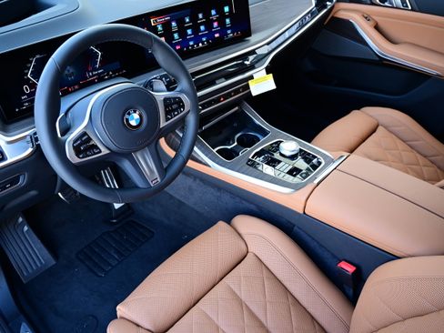 New 2026 BMW X7 xDrive40i w/ Executive Package image 12