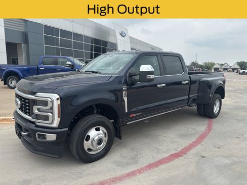 Used 2024 Ford F350 Platinum AWD/4WD image 1