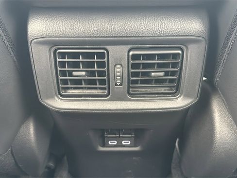 Used 2024 Toyota RAV4 XLE Premium image 16