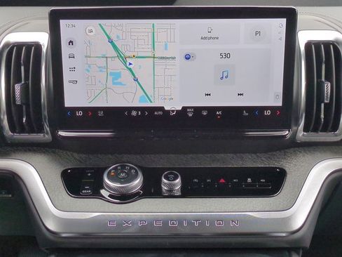 New 2025 Ford Expedition Tremor image 18