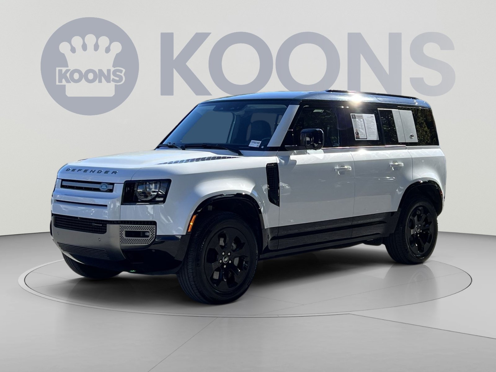 Used 2022 Land Rover Defender 110 X-Dynamic SE AWD/4WD image 5