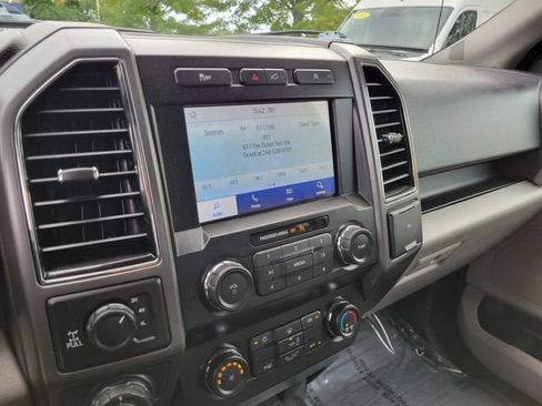 Used 2020 Ford F150 XLT w/ Trailer Tow Package AWD/4WD image 16