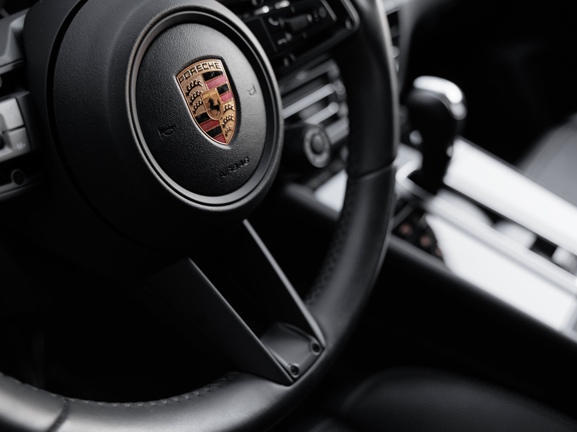 Certified 2026 Porsche Macan Turbo AWD/4WD image 21