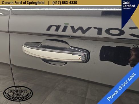 Used 2024 Ford Expedition Max Limited AWD/4WD image 8