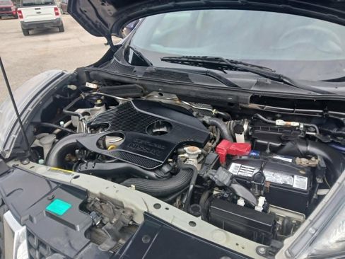 Used 2015 Nissan Juke SL FWD image 19