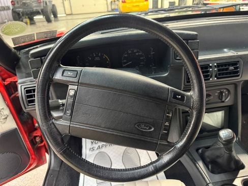 Used 1992 Ford Mustang LX RWD image 15