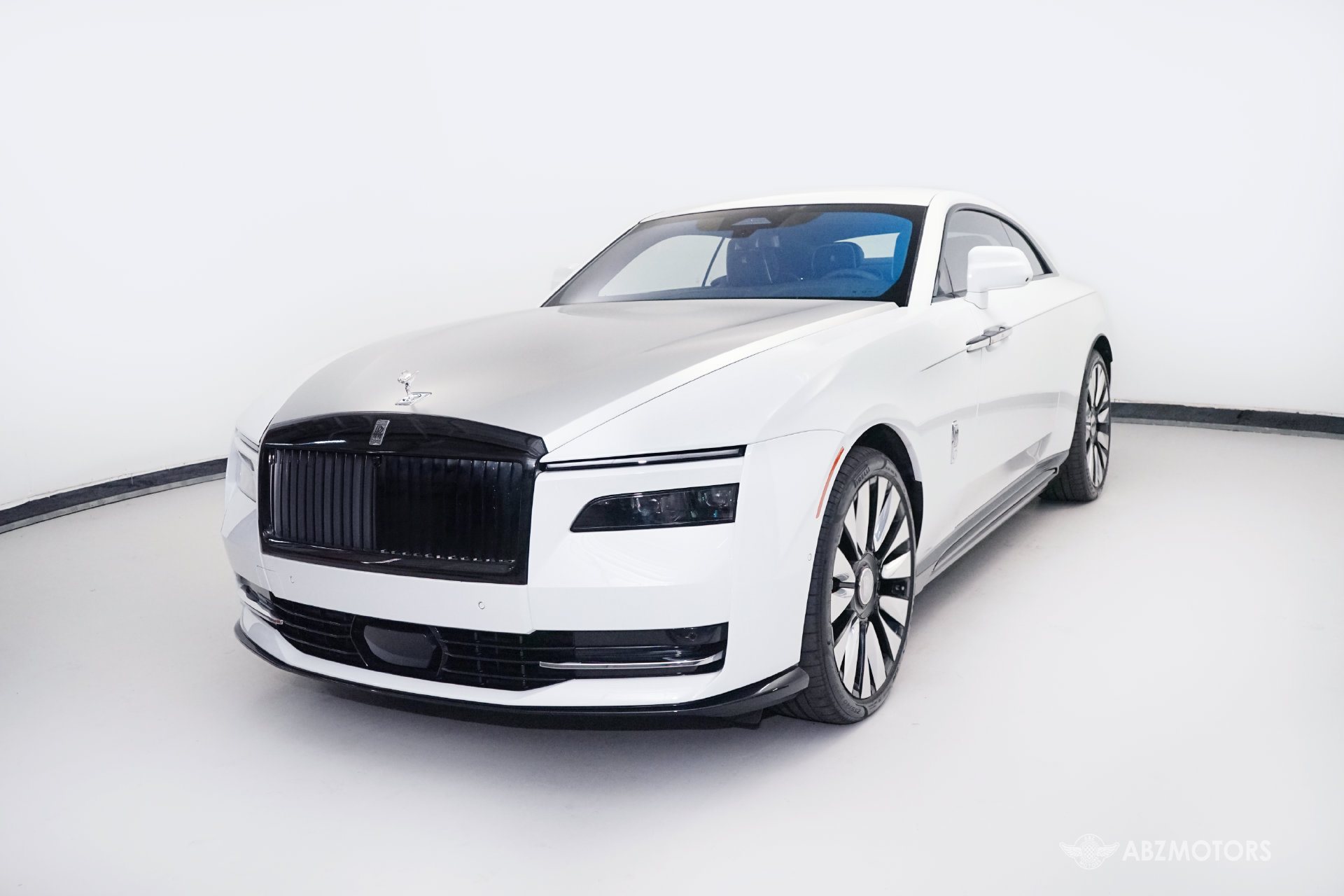 Used 2024 Rolls-Royce Spectre w/ Spectre Launch Package AWD/4WD image 2