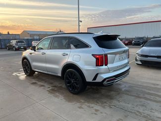 Used 2021 Kia Sorento SX video 2