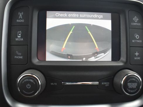 Used 2022 RAM 1500 Classic SLT image 14