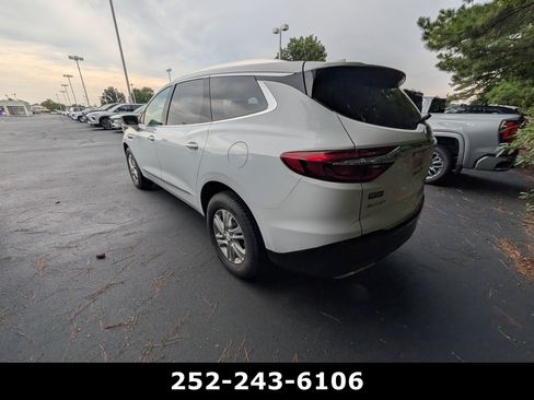 Used 2018 Buick Enclave Essence FWD image 5
