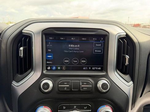 Used 2021 GMC Sierra 2500 SLE w/ SLE Value Package; AWD/4WD image 12