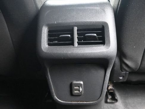 Used 2020 Chevrolet Equinox LT FWD image 16
