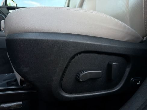 Used 2018 Subaru Forester 2.5i Limited AWD/4WD image 18