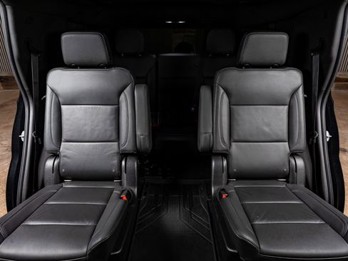 Used 2021 Chevrolet Tahoe Z71 image 35