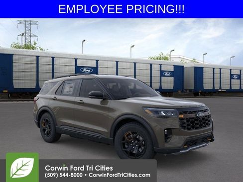 New 2026 Ford Explorer Tremor AWD/4WD image 1