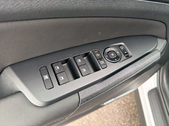 New 2027 Kia Sportage SX FWD image 17
