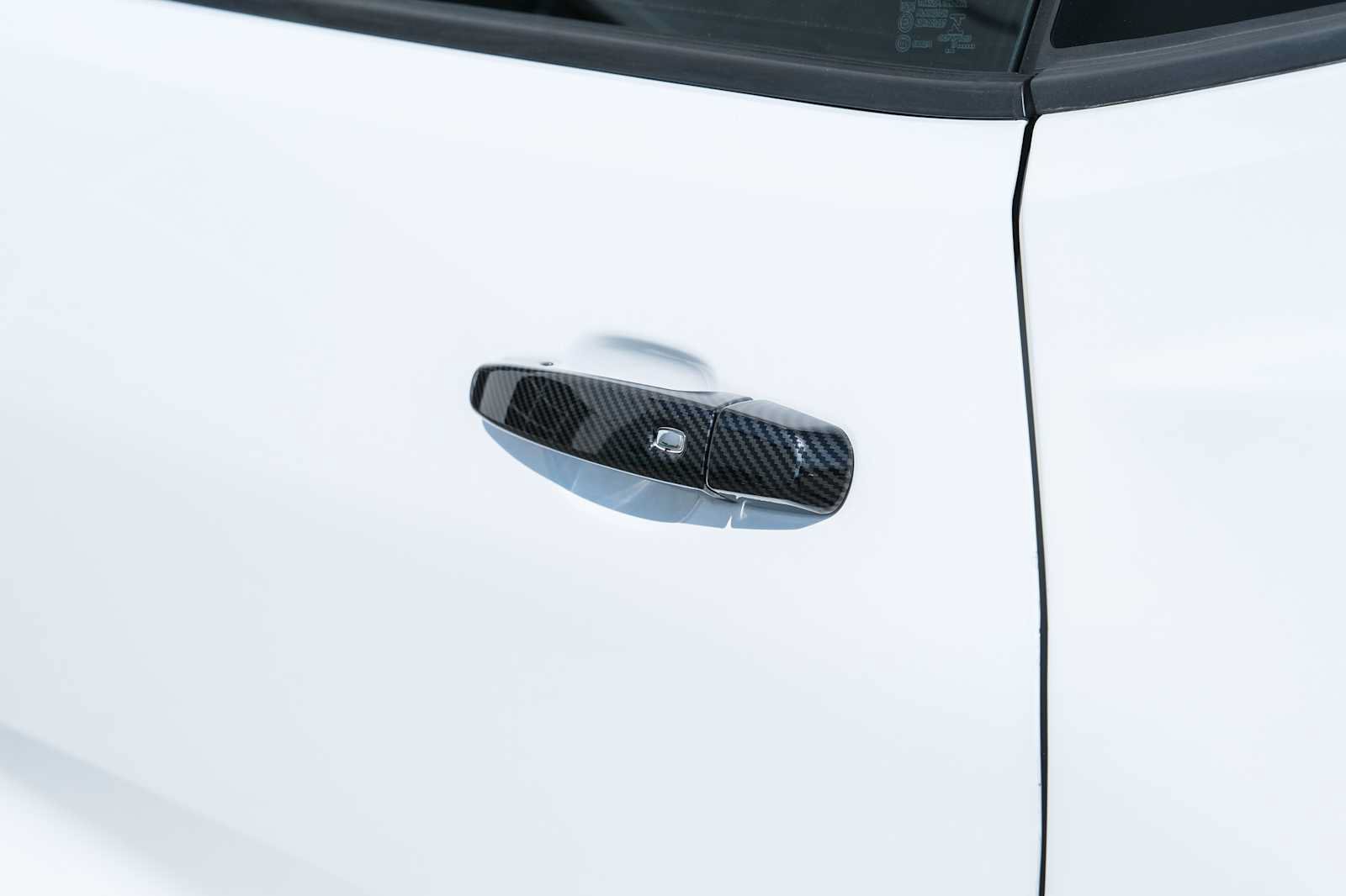 Used 2018 Chevrolet Camaro SS RWD image 18