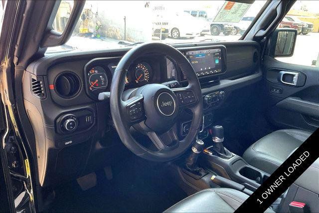 Certified 2024 Jeep Gladiator Mojave AWD/4WD image 13