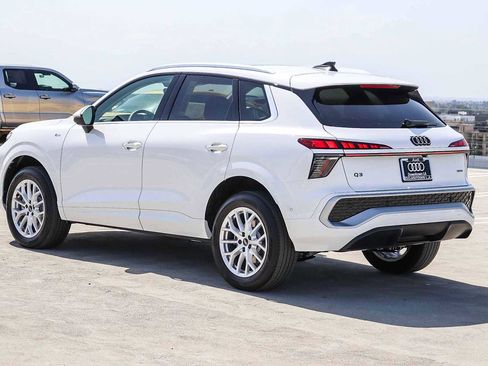 New 2026 Audi Q3 quattro 2.0T image 6