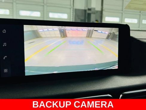 New 2026 Nissan Sentra SR w/ Floor Mat Package FWD image 7