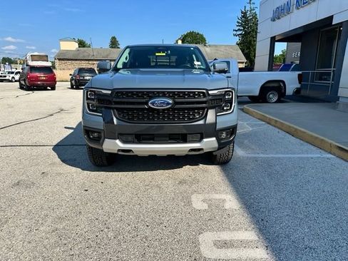 Certified 2025 Ford Ranger Lariat w/ FX4 Off-Road Package AWD/4WD image 4