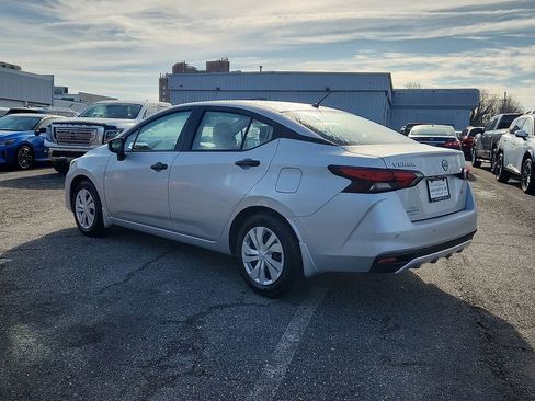 Certified 2025 Nissan Versa S w/ Trunk Package image 5