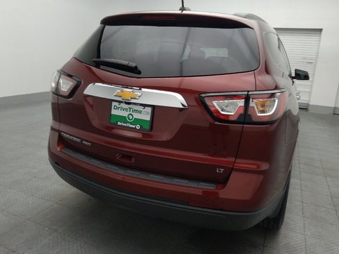 Used 2017 Chevrolet Traverse LT image 7