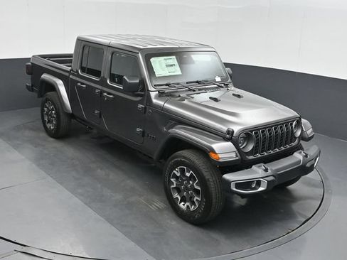 New 2026 Jeep Gladiator Sport AWD/4WD image 37