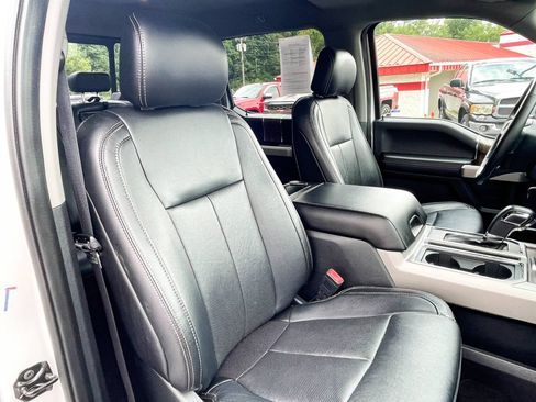Used 2019 Ford F150 Lariat w/ Trailer Tow Package AWD/4WD image 11