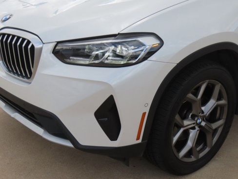 Used 2023 BMW X3 sDrive30i w/ Convenience Package RWD image 3