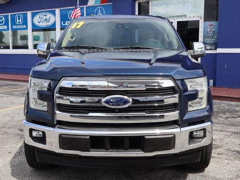 Used 2017 Ford F150 Lariat w/ Equipment Group 502A Luxury RWD image 9