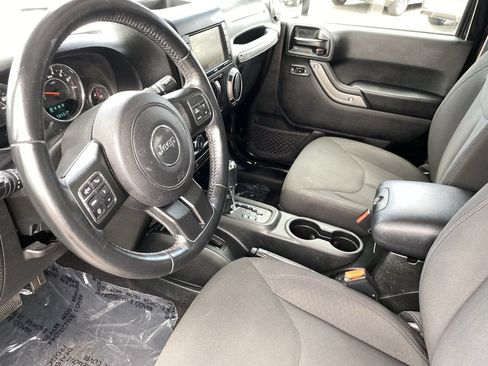 Used 2017 Jeep Wrangler Sport AWD/4WD image 30