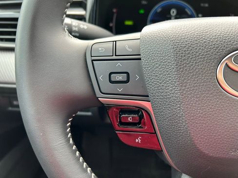 Certified 2025 Toyota Camry SE image 19