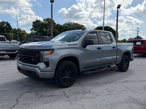 Used 2024 Chevrolet Silverado 1500 Custom w/ Rally Edition RWD image 9