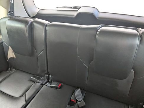 Used 2023 Nissan Armada SV image 28