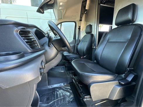 Used 2023 Ford Transit 250 148 High Roof Extended w/ Load Area Protection Package RWD image 8
