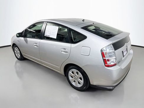 Used 2008 Toyota Prius w/ Pkg 6 FWD image 5