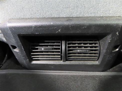 Used 2017 RAM 1500 Express AWD/4WD image 26